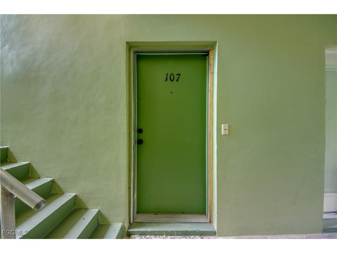 2544 1st Street #107 Fort Myers FL 33901 2025008688 image4