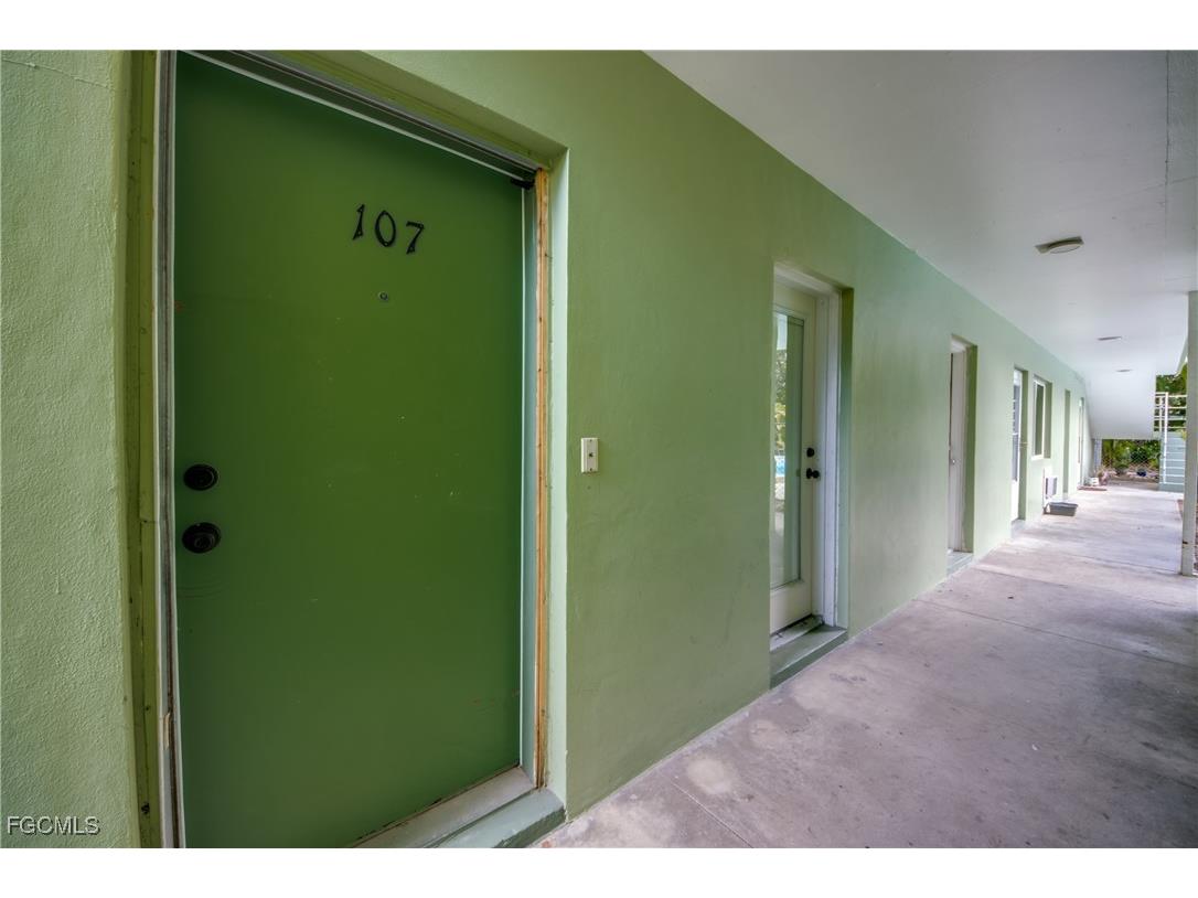 2544 1st Street #107 Fort Myers FL 33901 2025008688 image5