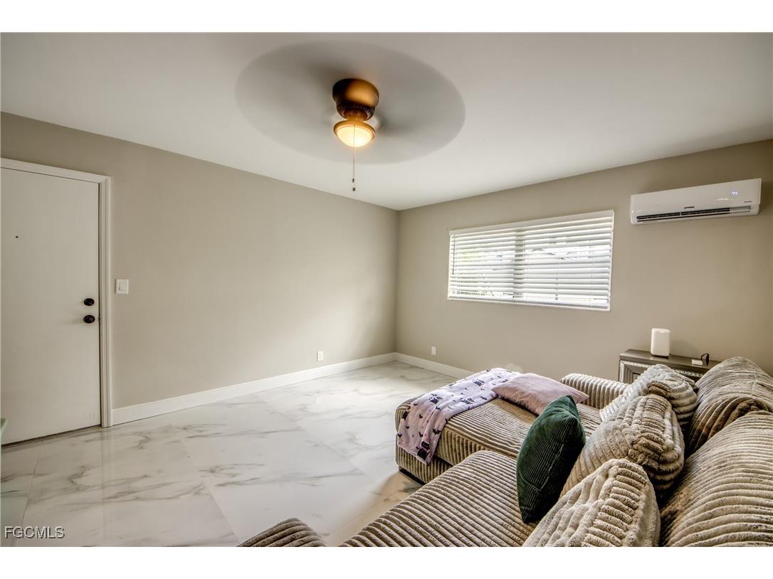 2544 1st Street #107 Fort Myers FL 33901 2025008688 image8