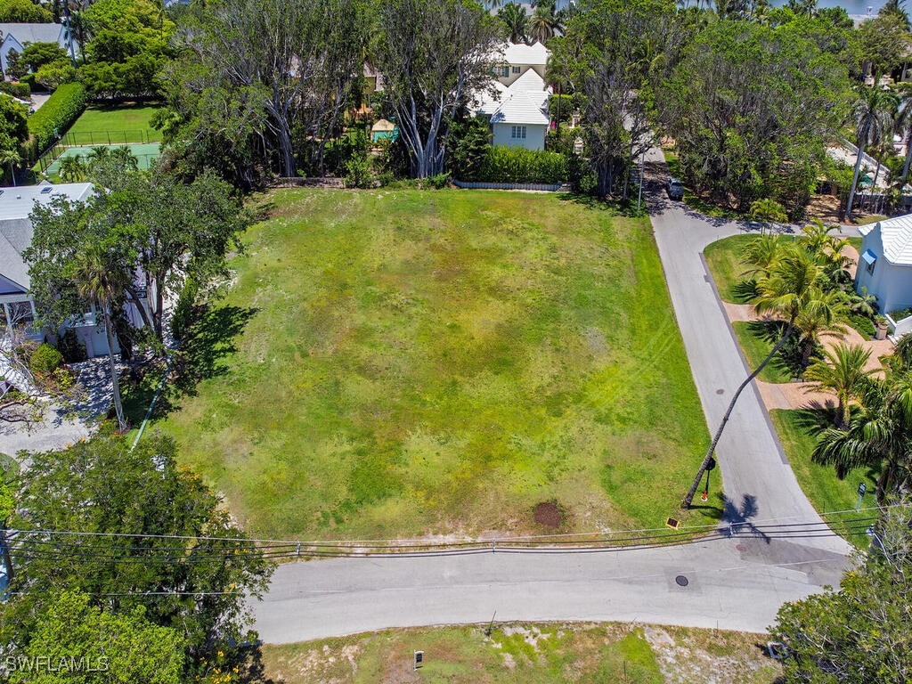 2545 Lantern Lane Naples FL 34102 225052244 image4