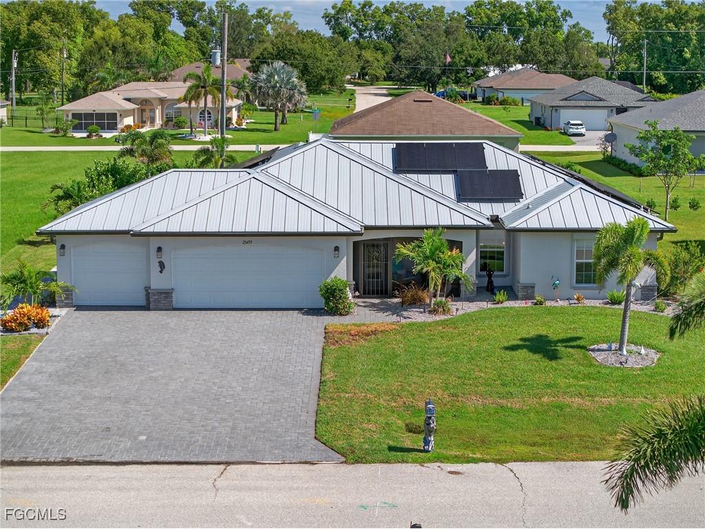 25459 Estrada Circle Punta Gorda FL 33955 2025007437 image1