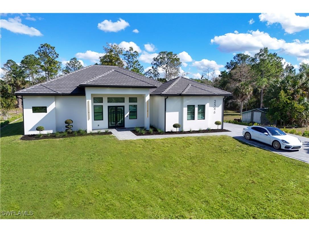 2546 4th Street NW Naples FL 34120 226004083 image1