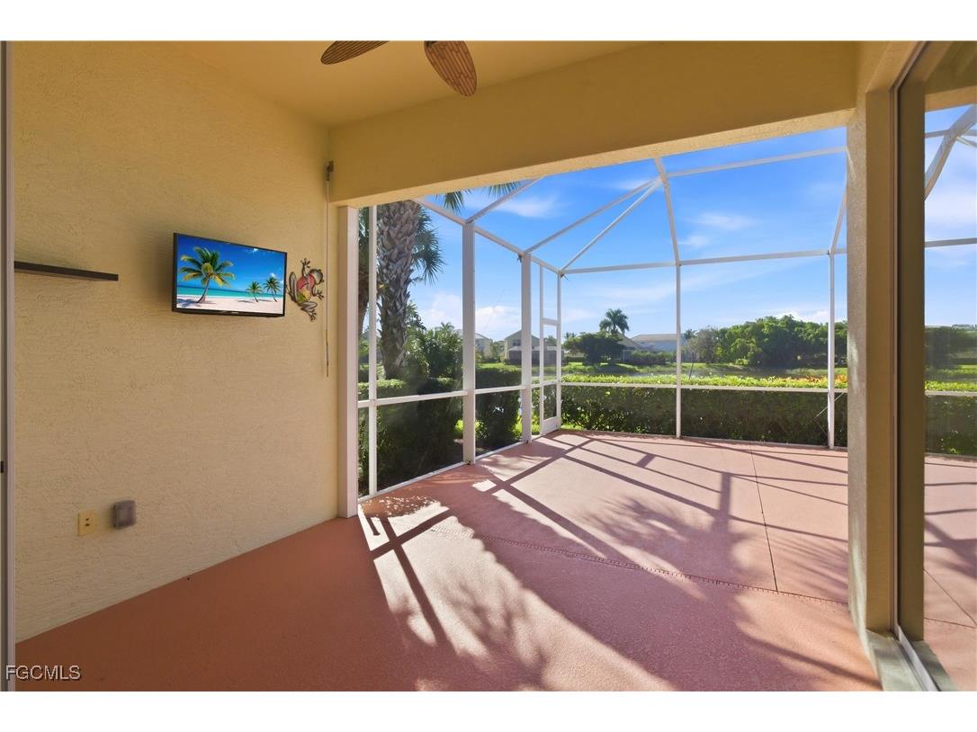 2546 Greendale Place Cape Coral FL 33991 2025021313 image34