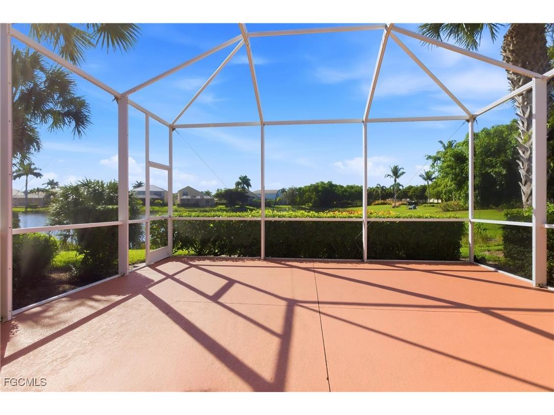 2546 Greendale Place Cape Coral FL 33991 2025021313 image37