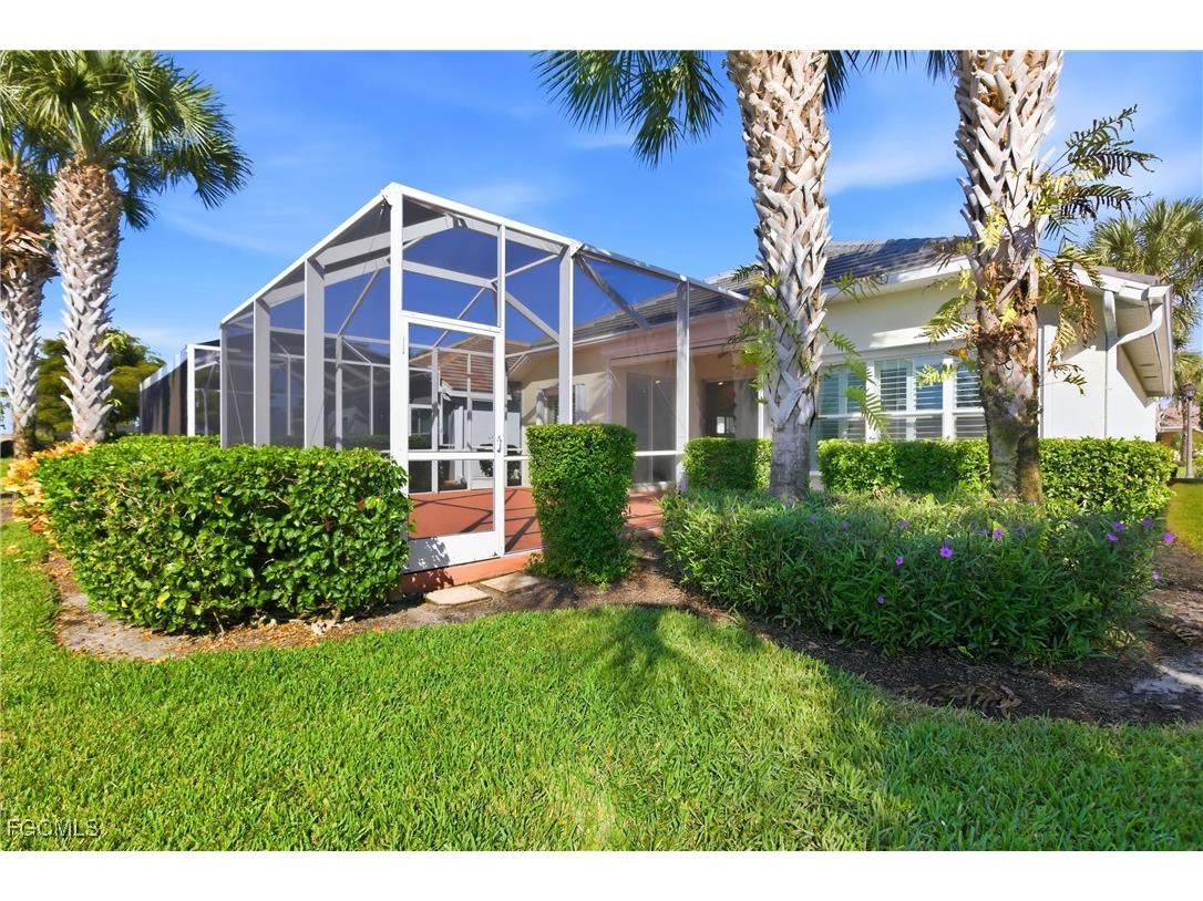 2546 Greendale Place Cape Coral FL 33991 2025021313 image38