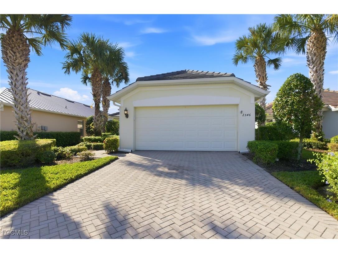 2546 Greendale Place Cape Coral FL 33991 2025021313 image4