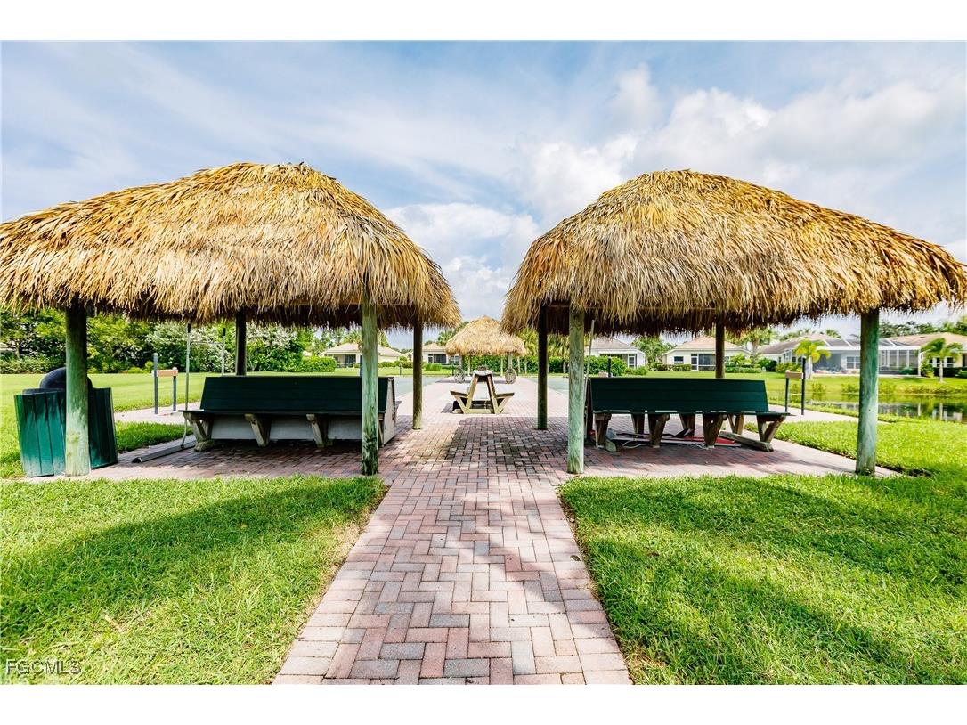 2546 Greendale Place Cape Coral FL 33991 2025021313 image49