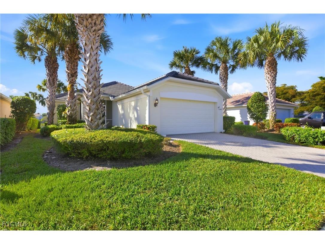 2546 Greendale Place Cape Coral FL 33991 2025021313 image5