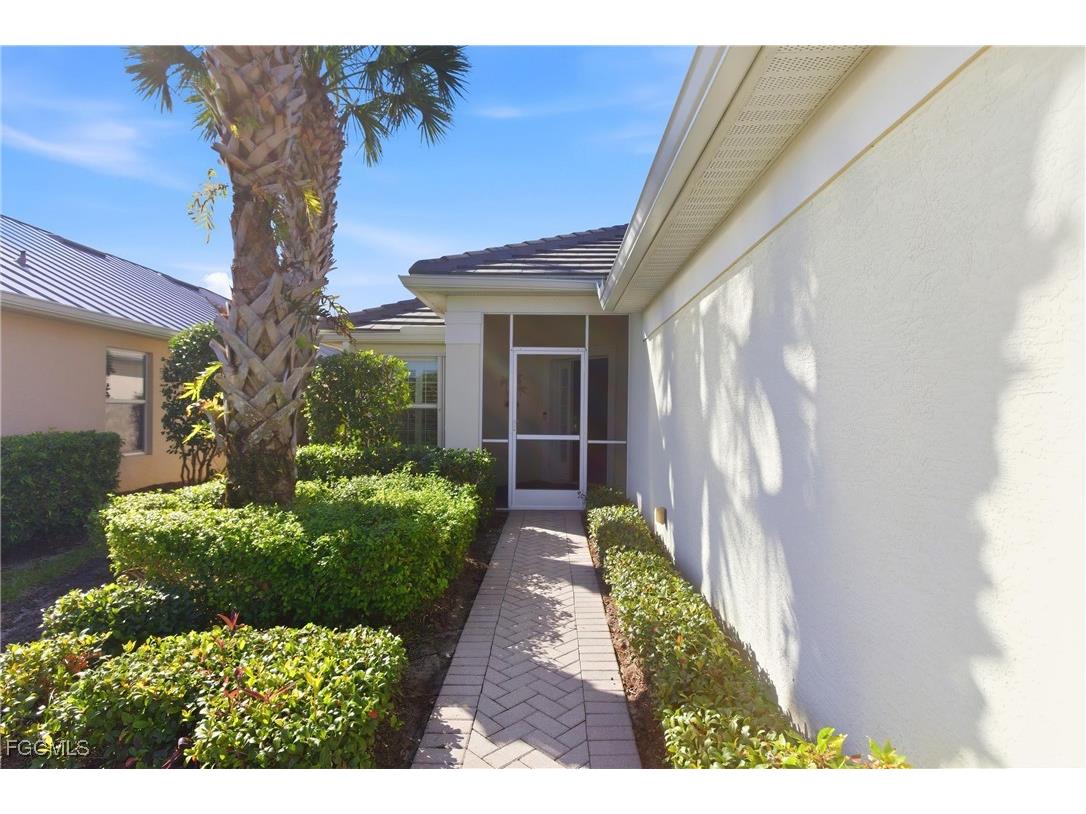2546 Greendale Place Cape Coral FL 33991 2025021313 image6