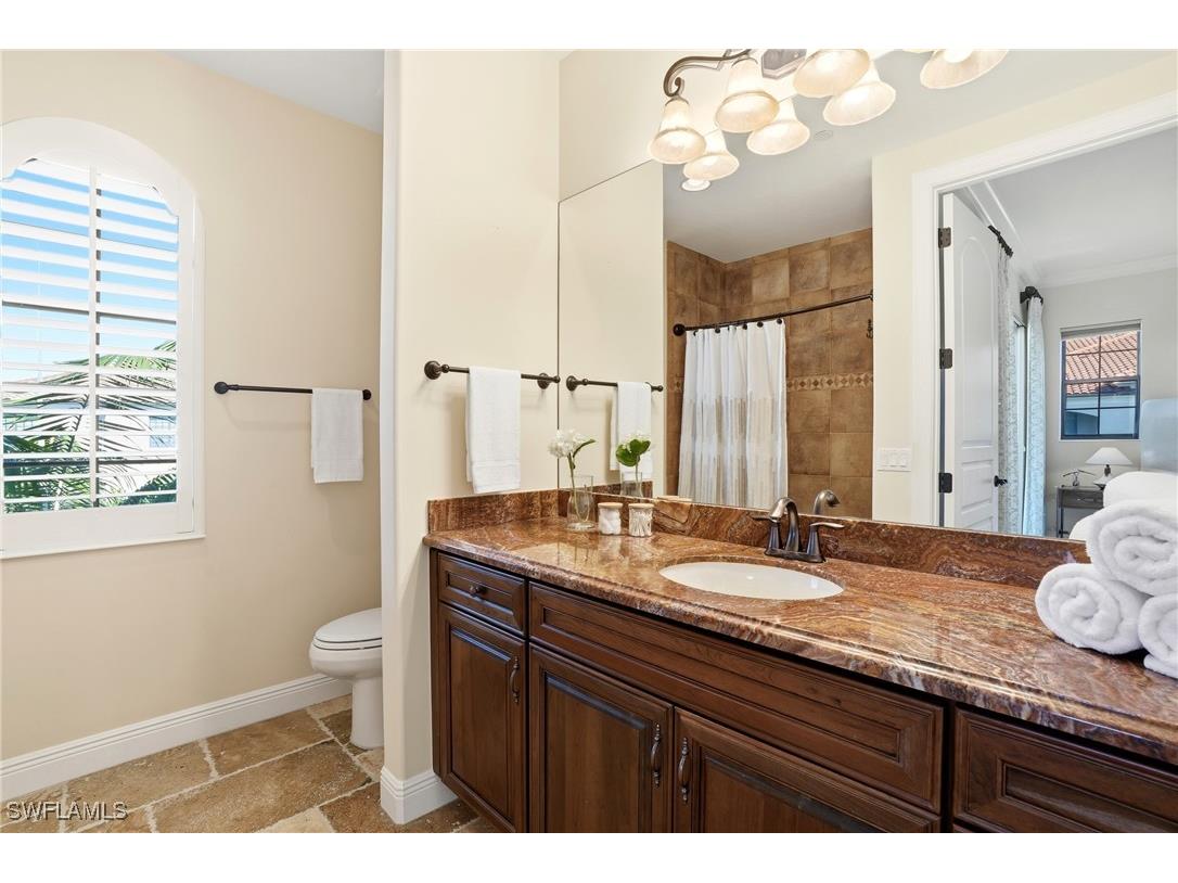 2546 Marquesa Royale Lane #7-302 Naples FL 34109 225075170 image30