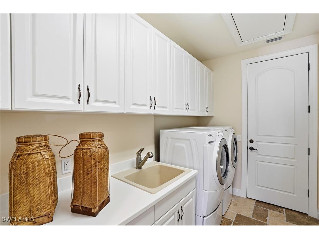 2546 Marquesa Royale Lane #7-302 Naples FL 34109 225075170 image35