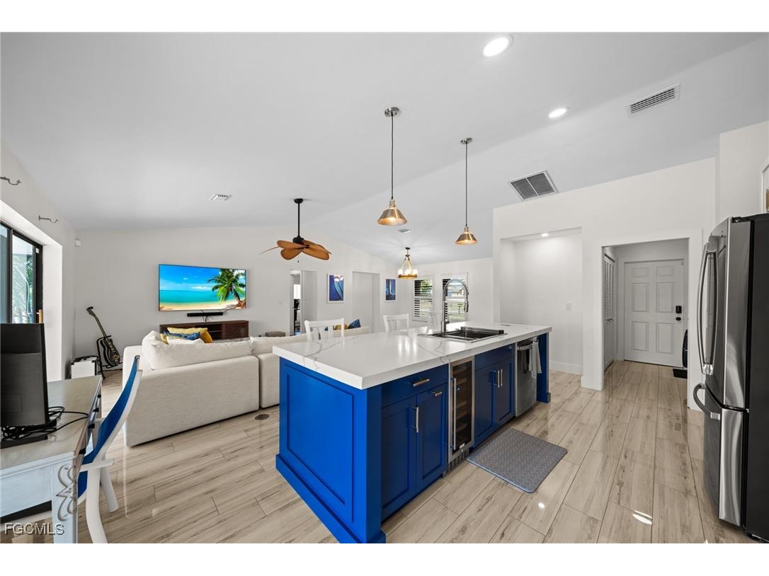 2546 SW 38th Terrace Cape Coral FL 33914 2025019767 image16