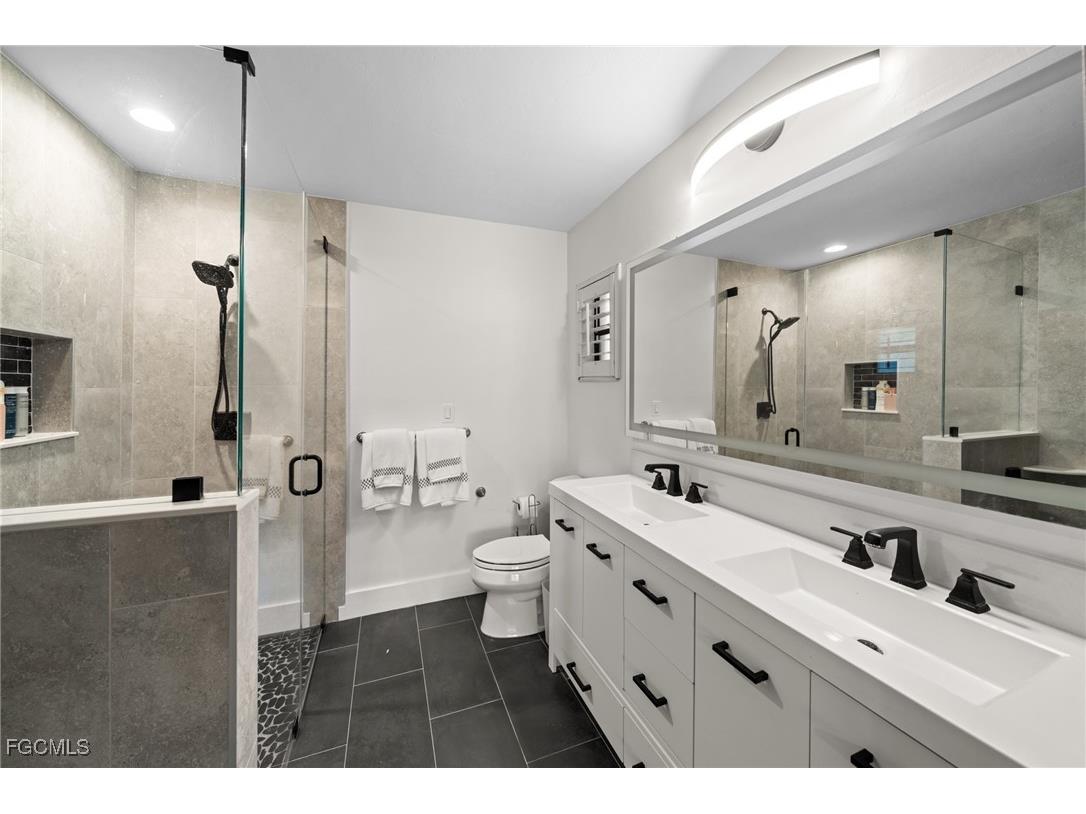 2546 SW 38th Terrace Cape Coral FL 33914 2025019767 image19