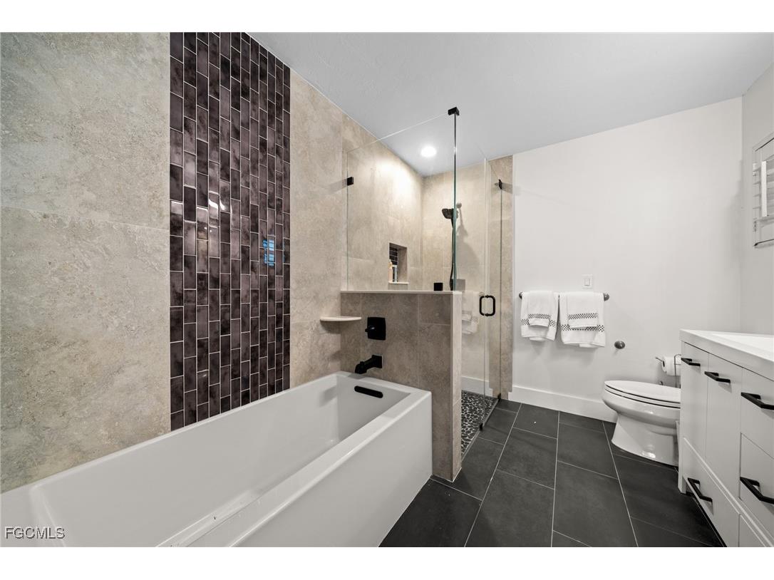 2546 SW 38th Terrace Cape Coral FL 33914 2025019767 image20