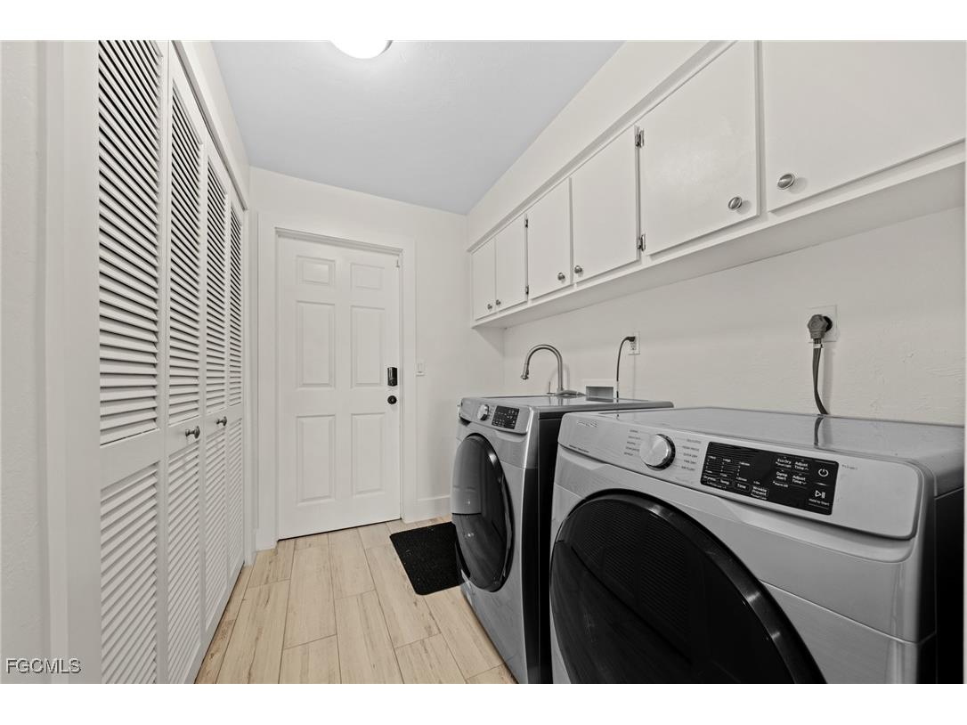 2546 SW 38th Terrace Cape Coral FL 33914 2025019767 image26