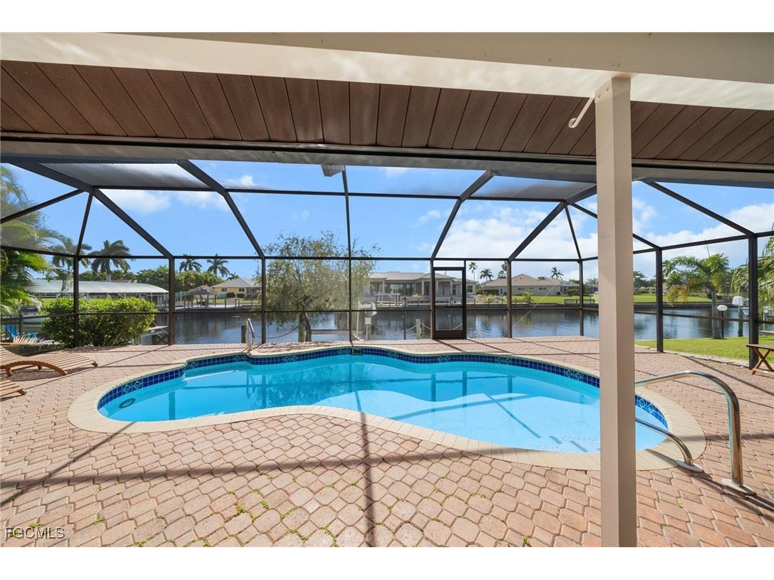 2546 SW 38th Terrace Cape Coral FL 33914 2025019767 image3