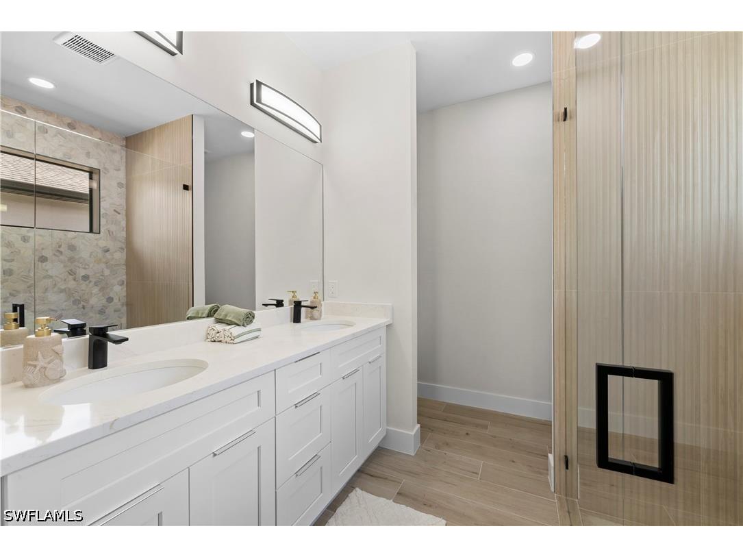 2547 Storter Avenue Naples FL 34112 226020538 image25