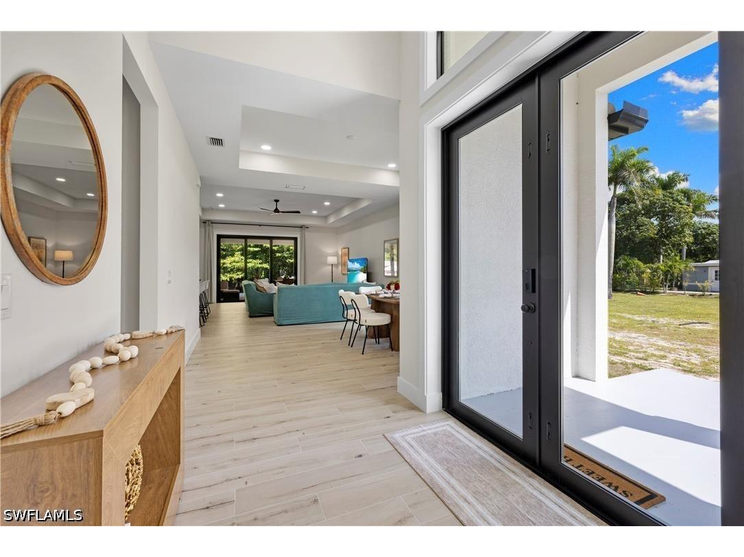 2547 Storter Avenue Naples FL 34112 226020538 image5