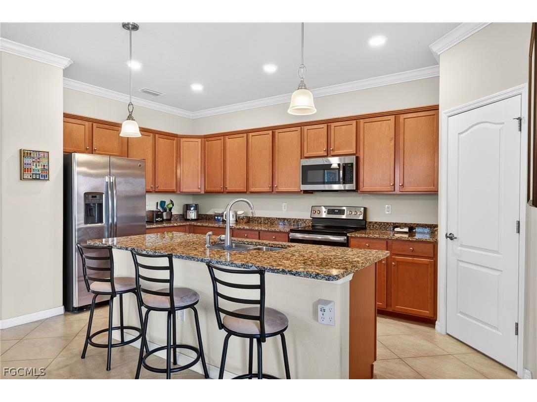 2548 Caslotti Way Cape Coral FL 33909 2026008114 image8