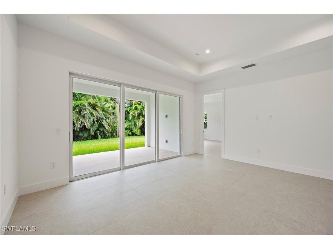 2548 Linda Drive Naples FL 34112 226003930 image6