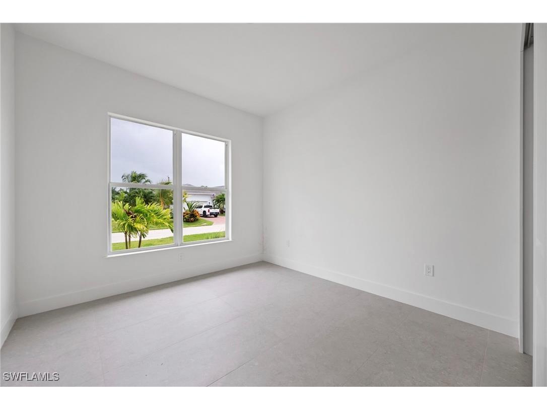 2548 Linda Drive Naples FL 34112 226003930 image7