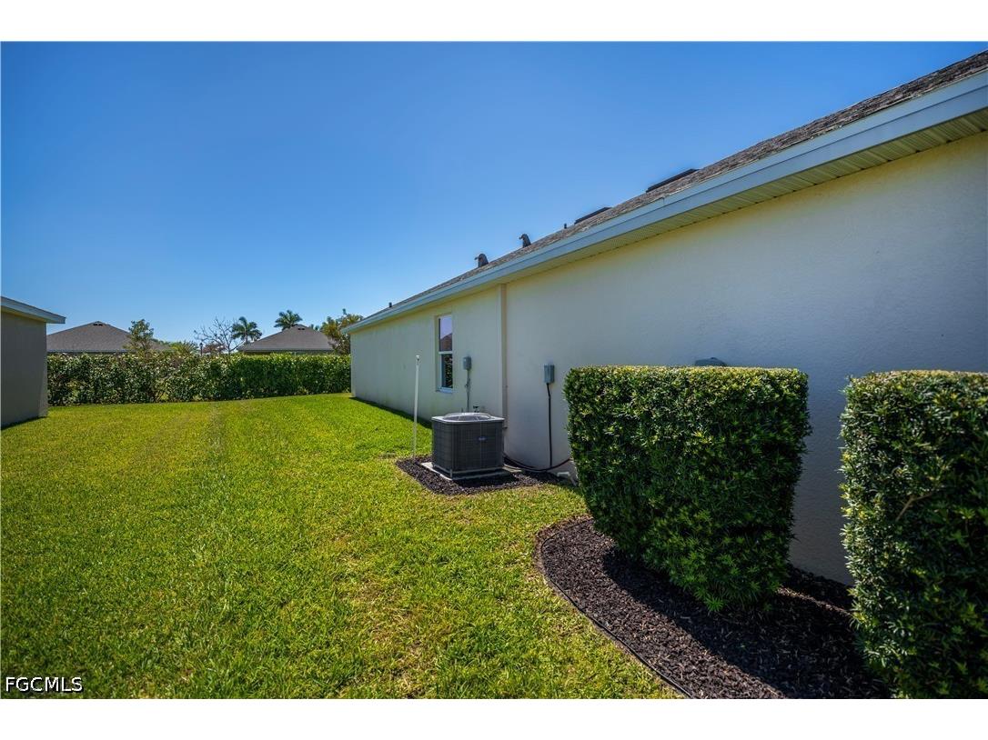 2548 Ocasa Court Cape Coral FL 33909 2026013174 image31