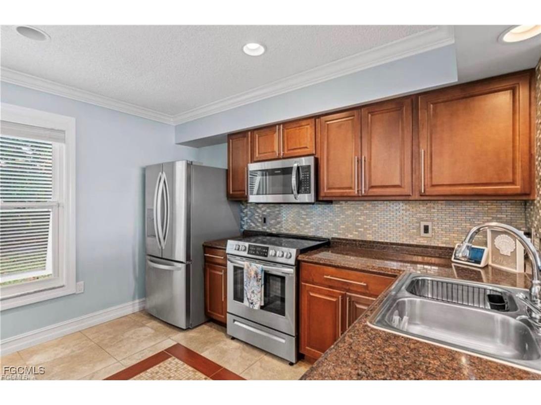 25486 Cockleshell Drive #806 Bonita Springs FL 34135 2025004996 image3