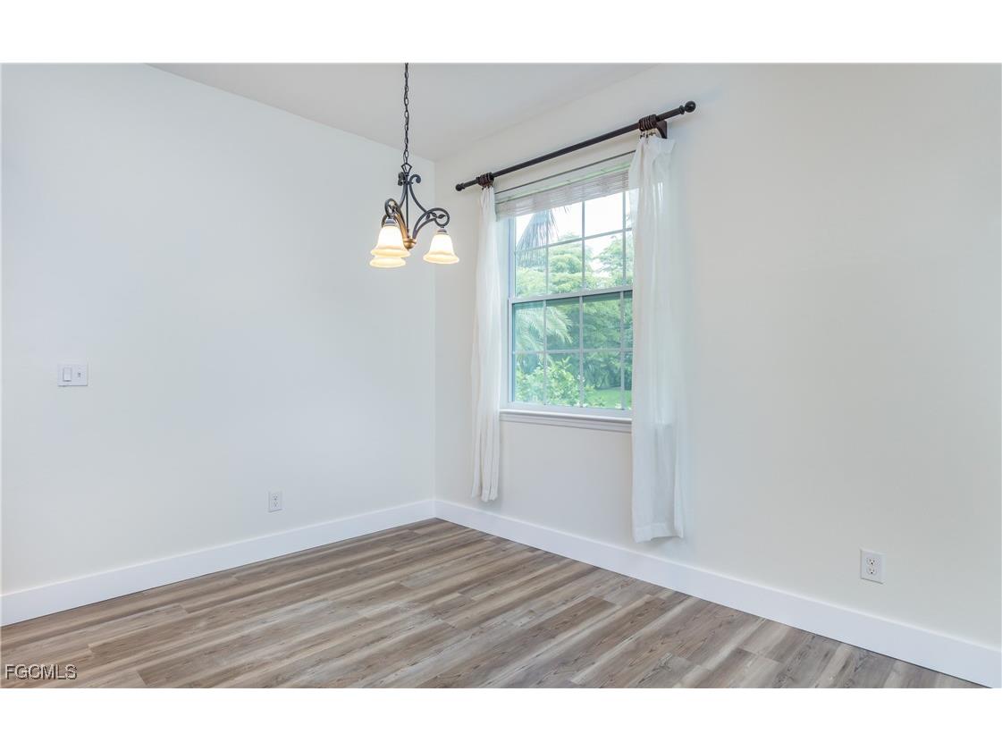 2549 Verdmont Court Cape Coral FL 33991 2025013976 image11