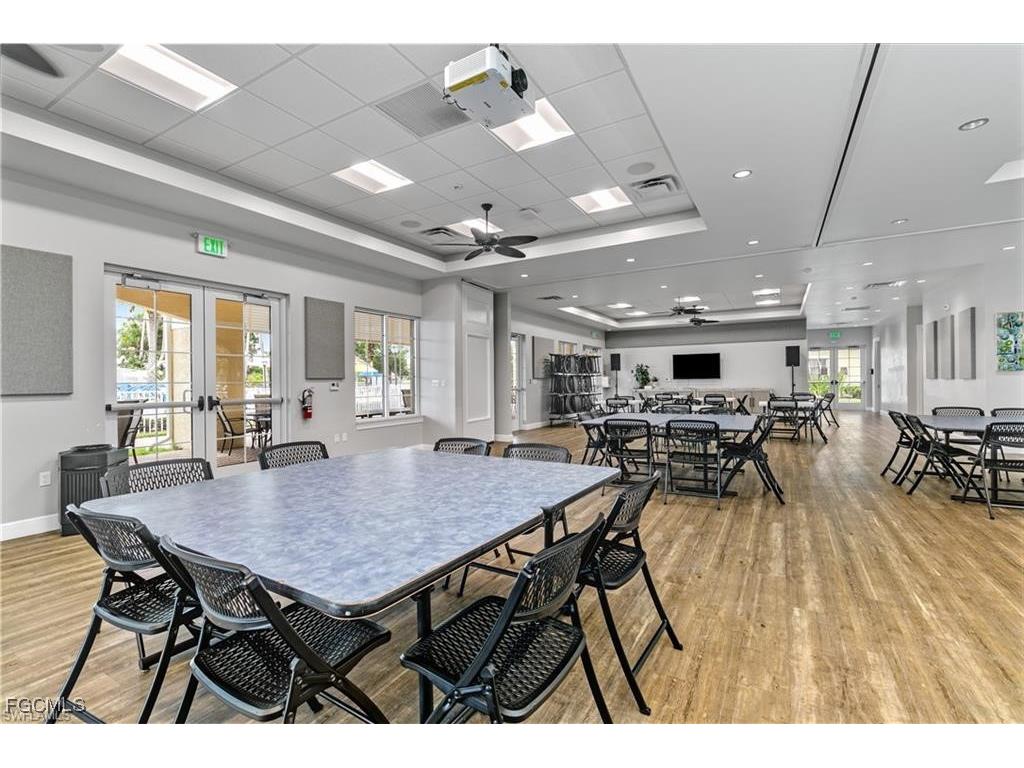 2549 Verdmont Court Cape Coral FL 33991 2025013976 image24