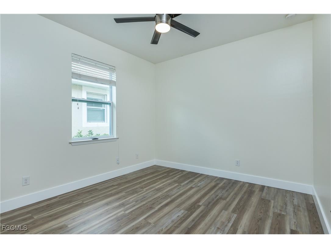 2549 Verdmont Court Cape Coral FL 33991 2025013976 image9