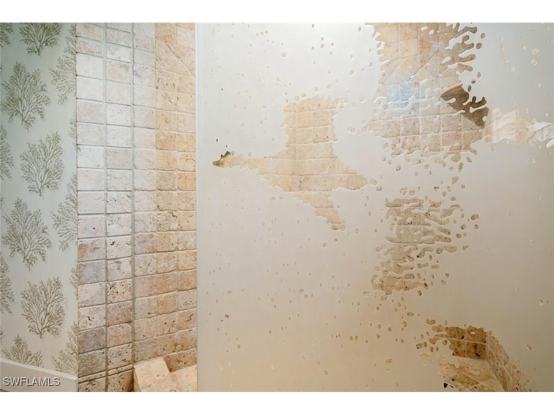 2549 W Gulf Drive #102 Sanibel FL 33957 225038930 image38