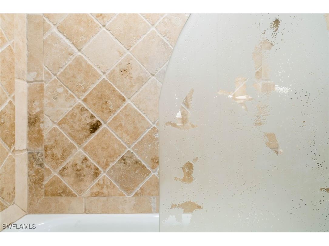 2549 W Gulf Drive #102 Sanibel FL 33957 225038930 image41