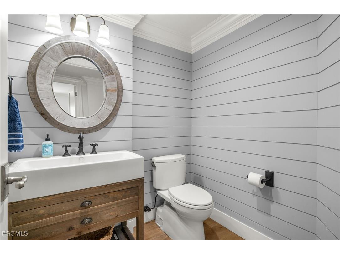 2549 W Gulf Drive #106 Sanibel FL 33957 2025011697 image26