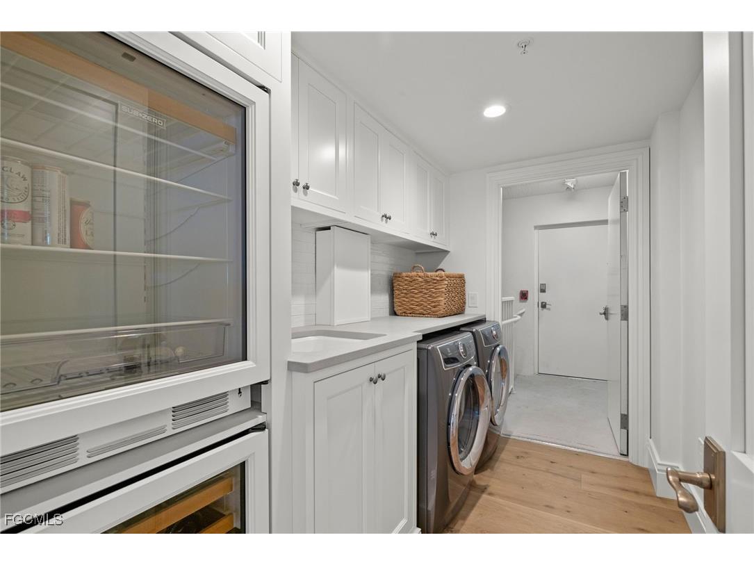 2549 W Gulf Drive #106 Sanibel FL 33957 2025011697 image34