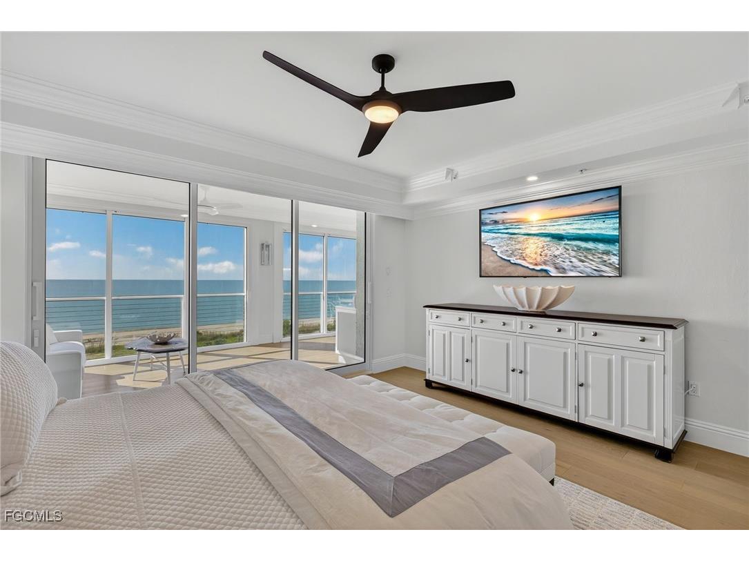 2549 W Gulf Drive #206 Sanibel FL 33957 2025022143 image16