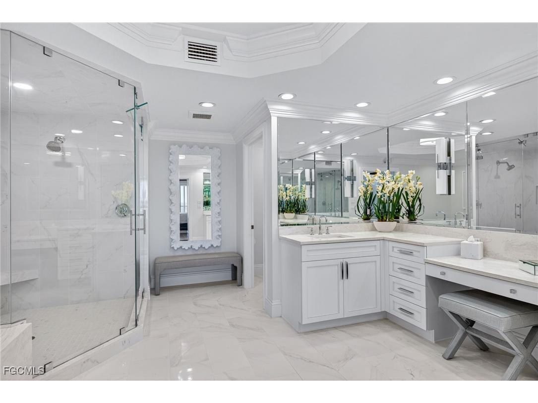 2549 W Gulf Drive #206 Sanibel FL 33957 2025022143 image20