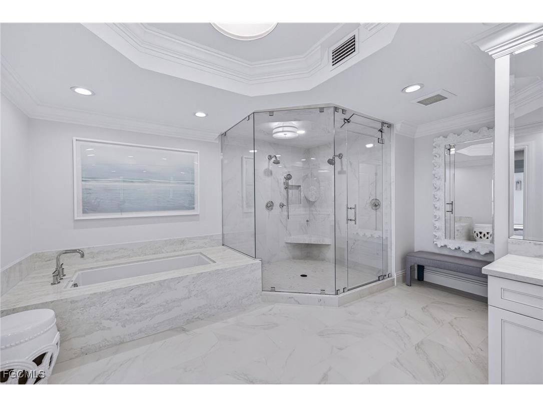 2549 W Gulf Drive #206 Sanibel FL 33957 2025022143 image21