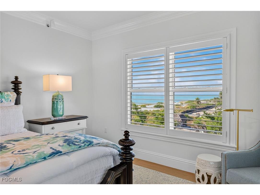 2549 W Gulf Drive #206 Sanibel FL 33957 2025022143 image37