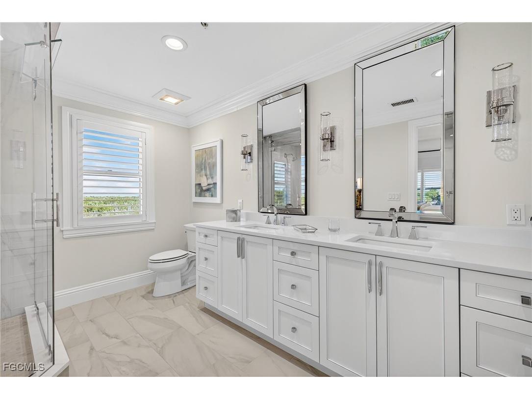 2549 W Gulf Drive #206 Sanibel FL 33957 2025022143 image38