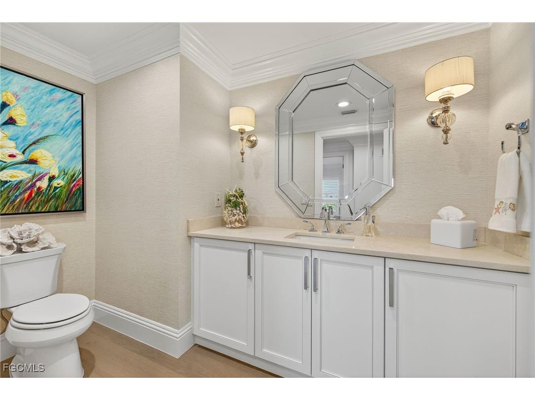 2549 W Gulf Drive #206 Sanibel FL 33957 2025022143 image39