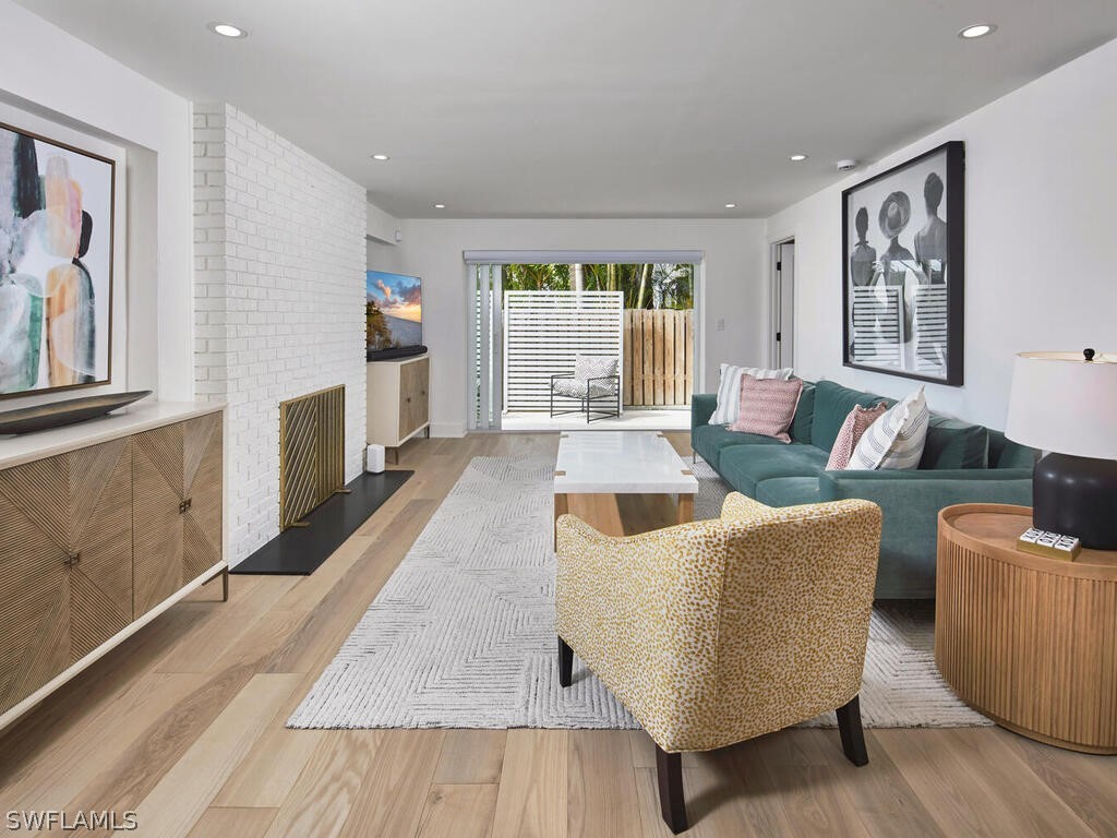 255 2nd Avenue S #6 Naples FL 34102 226005612 image6