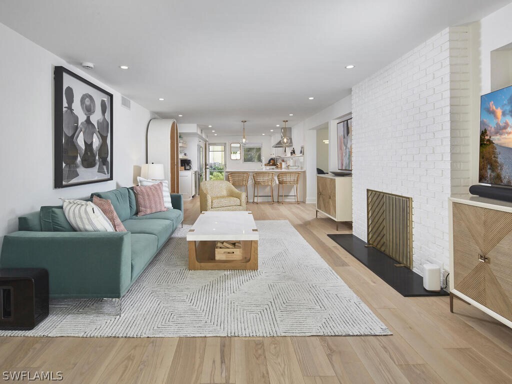 255 2nd Avenue S #6 Naples FL 34102 226005612 image8