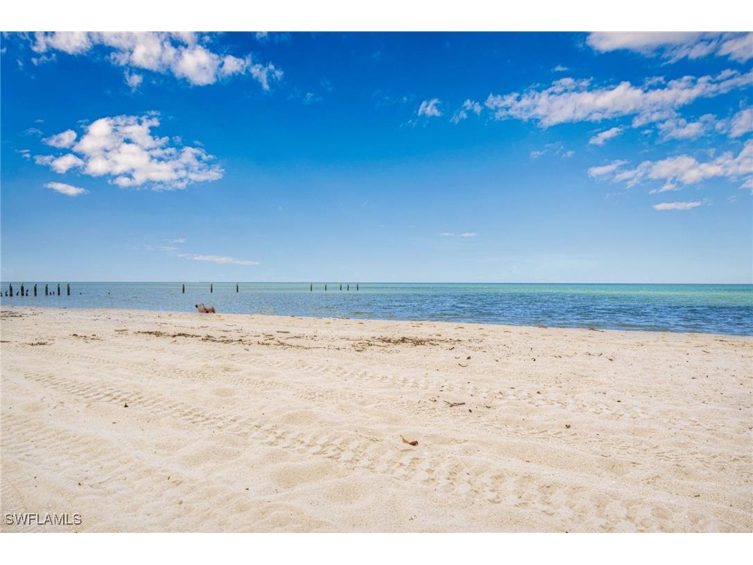 255 3rd Avenue S #255 Naples FL 34102 225065834 image1