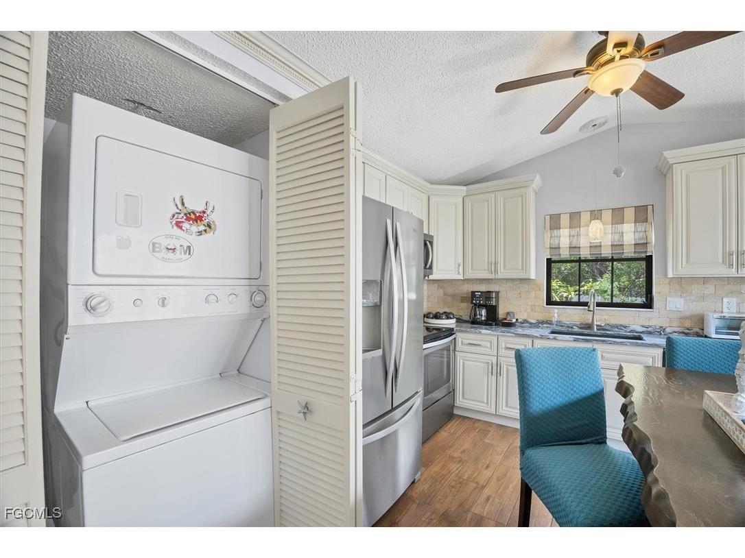 255 Boundary Boulevard #105 Rotonda West FL 33947 2025006771 image20