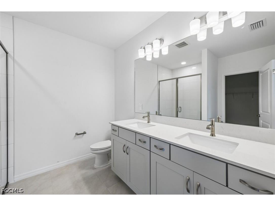 255 Lakeside Breeze Way Lehigh Acres FL 33936 2026018797 image6