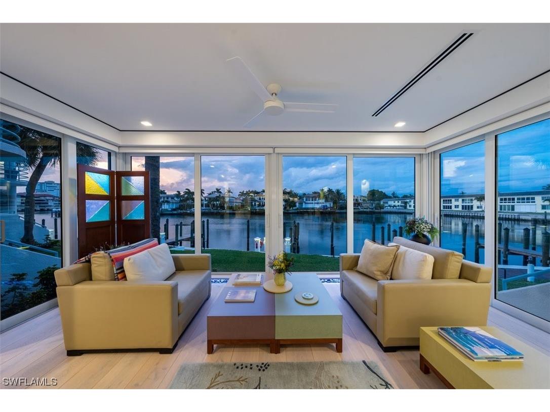 255 Park Shore Drive #3-310 Naples FL 34103 221069066 image1