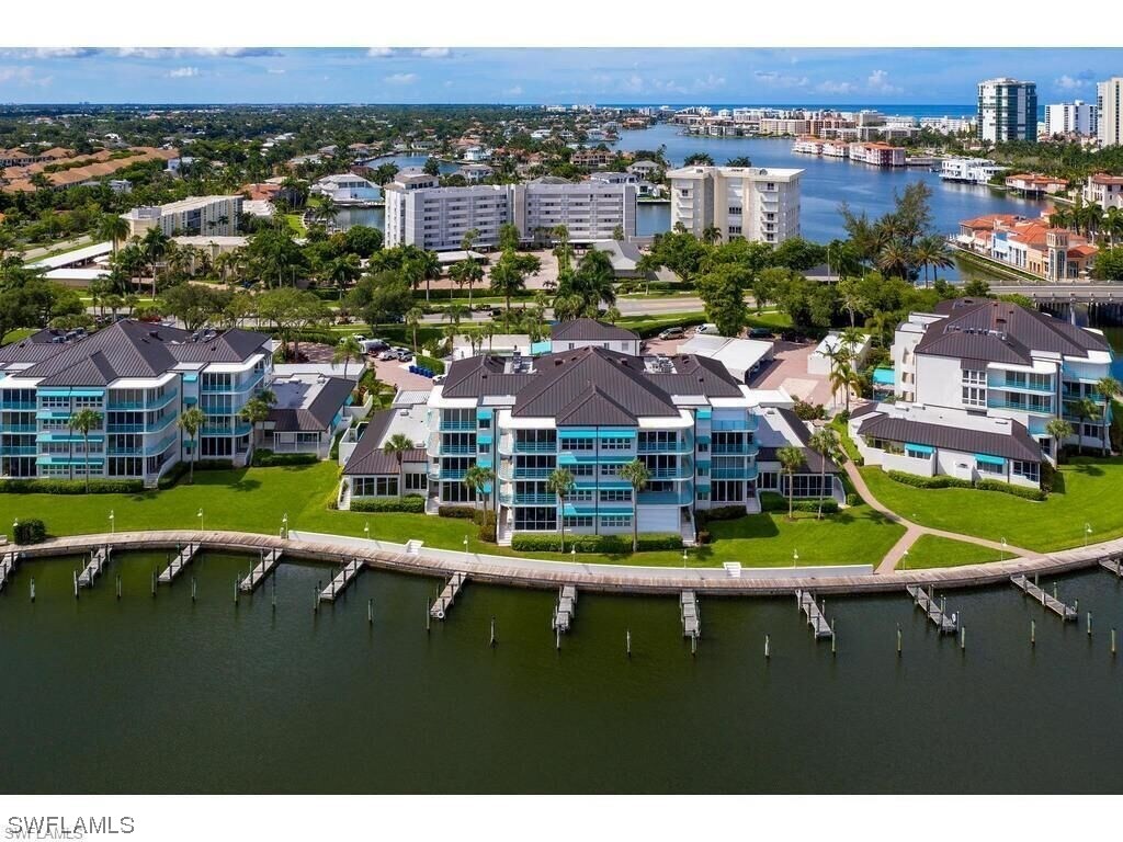255 Park Shore Drive #3-312 Naples FL 34103 223064333 image1