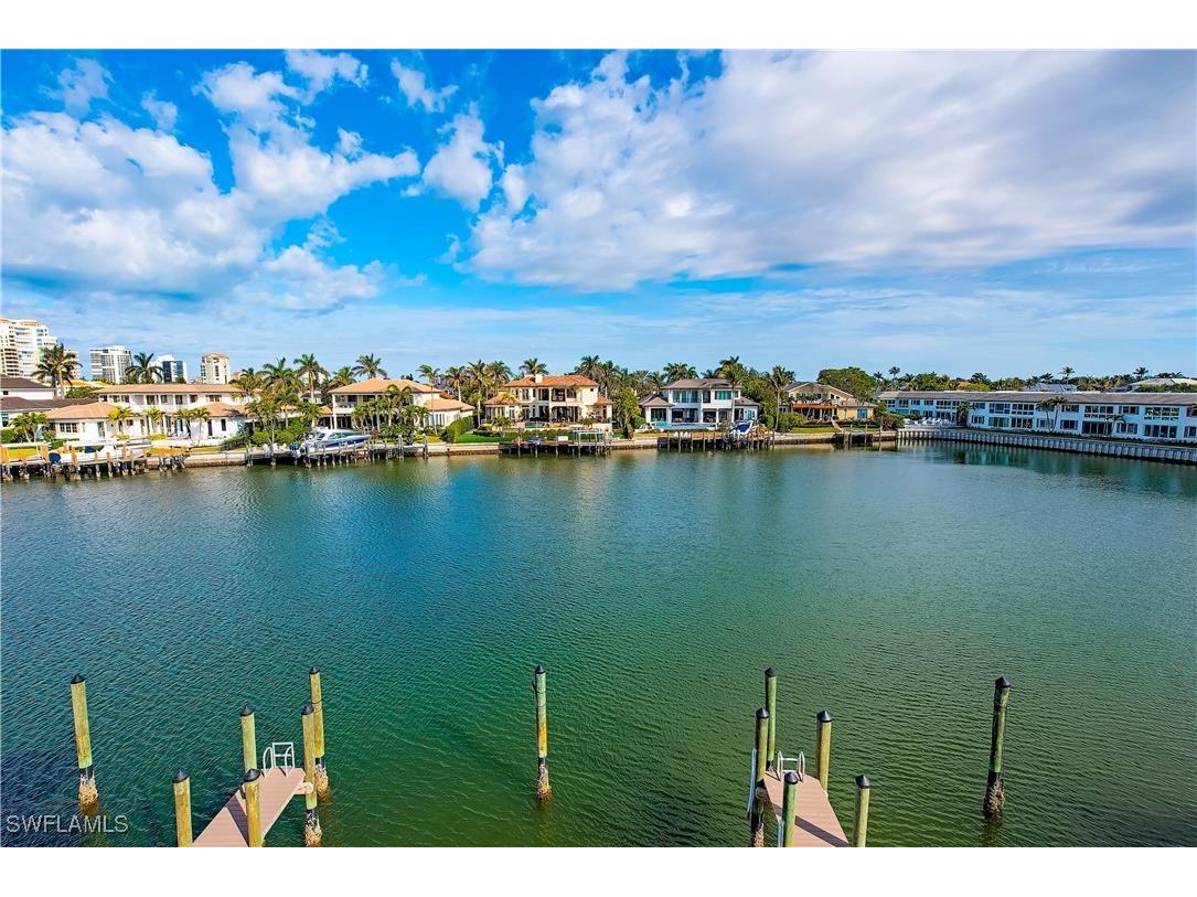 255 Park Shore Drive #3-332 Naples FL 34103 225004732 image13