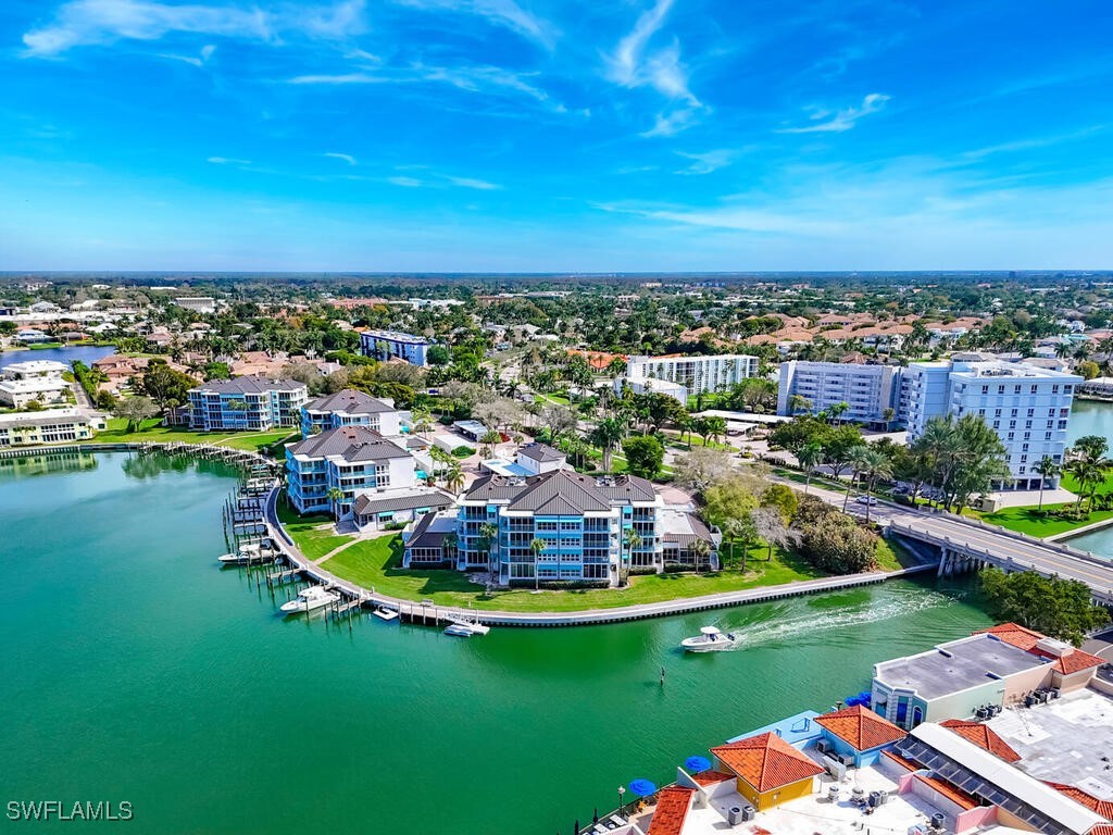 255 Park Shore Drive #3-333 Naples FL 34103 225019838 image1