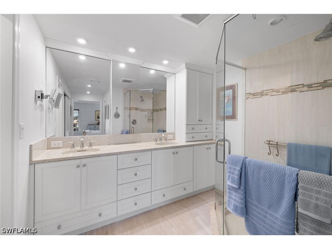255 Park Shore Drive #3-341 Naples FL 34103 226016481 image11
